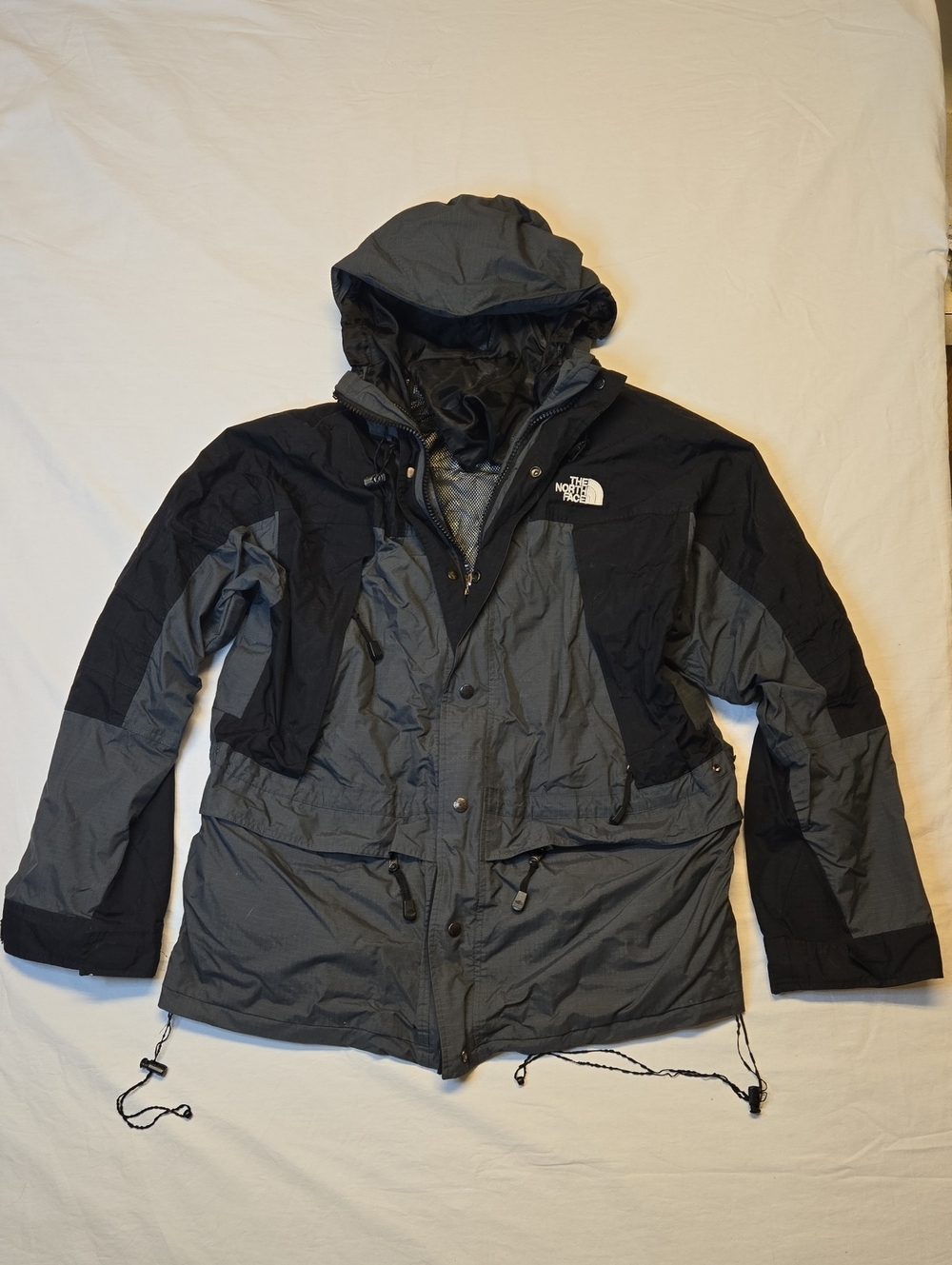 The North Face Gore-Tex Summit Series Black & Gray Hooded Jacket Vintage 90s